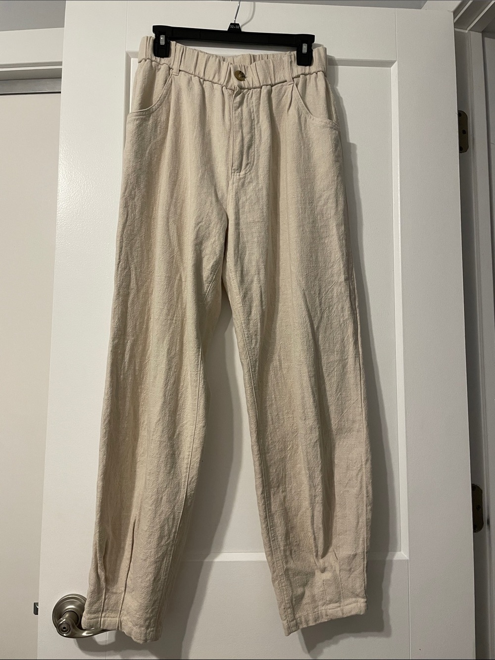 Tapered pants